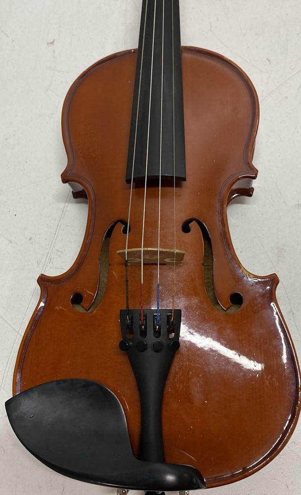 Hun Full Violin