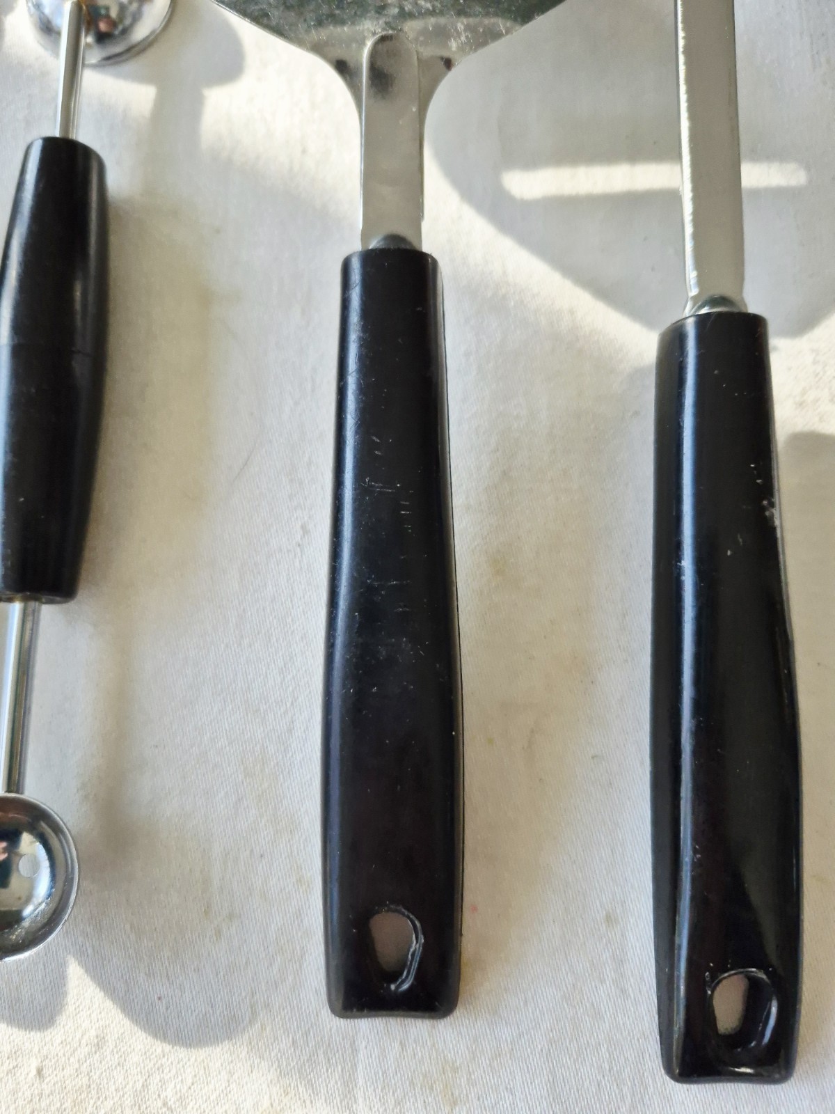 6 Piece Vtg Ecko Kitchen Utensils Spatulas, Spoon, Can Opener, Cheese Cutter