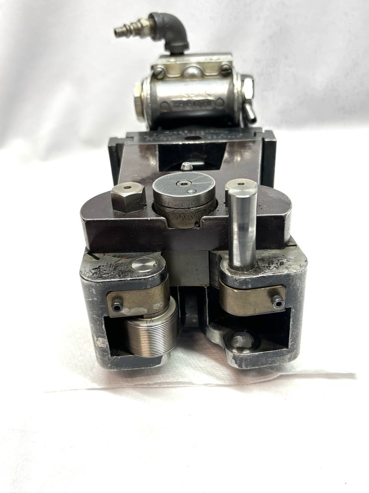 C.J. Winter Machine Inc. 14012 Thread Roller