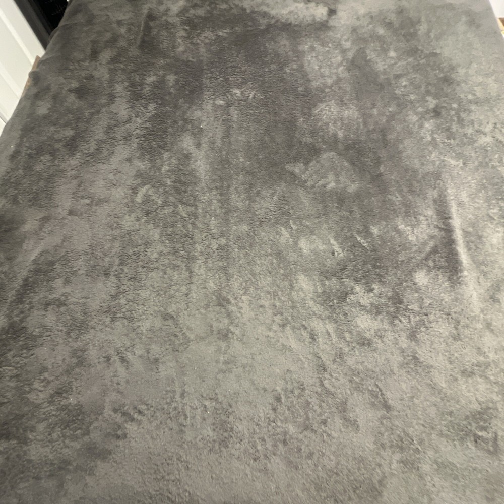 Target Threshold KING SIZE "PLUSH"/Throw/Blanket 94”x88”Gray Reversible