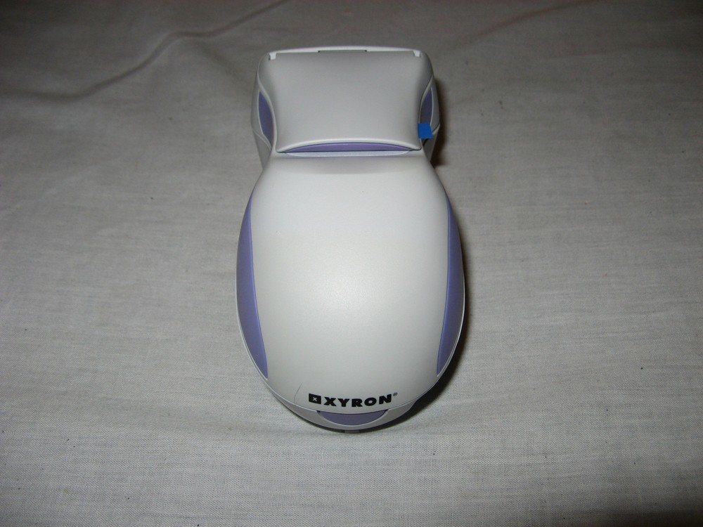 XYRON Deisgn Runner Machine Type 4375-001 With Instructions