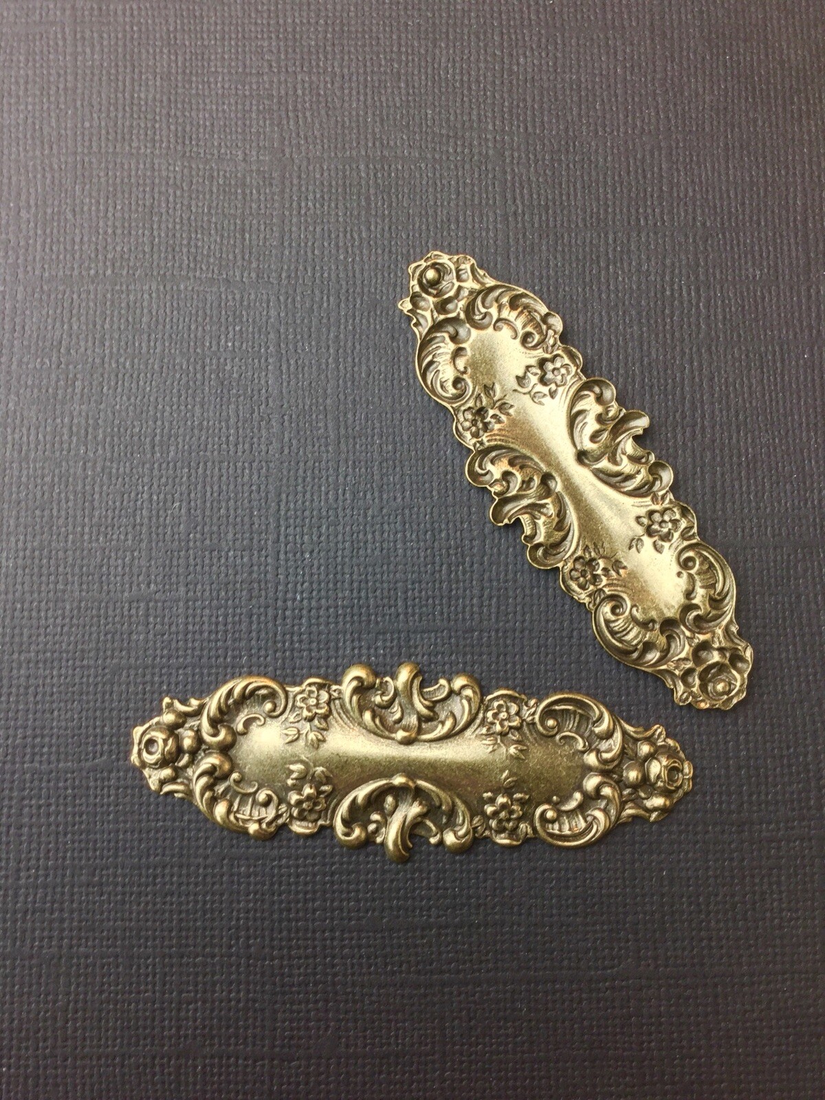 13273 Brass Oxidized Victorian Tag Ornament Jewelry Finding