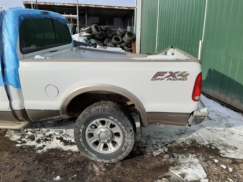 F350SD 2005 High Mounted Stop Light 351551