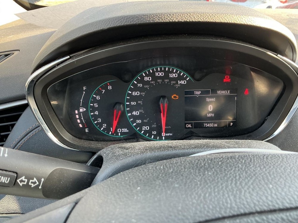 TRAX 2017 Glove Box 4946312