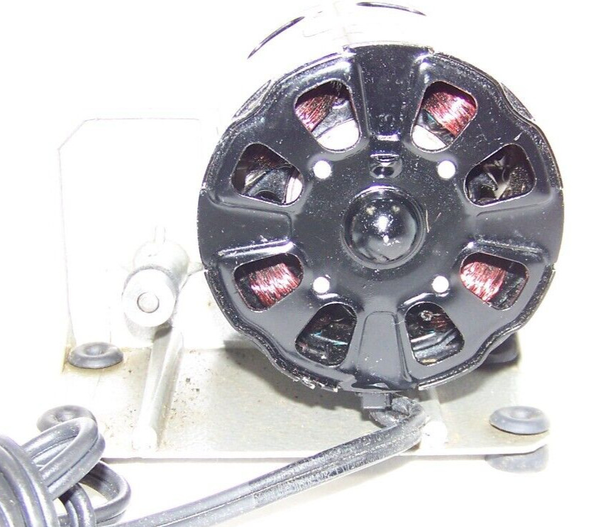 Vintage DELTA DELUXE PISTON PUMP Aquarium Piston Air Pump