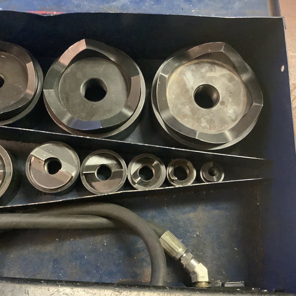 CURRENT Tools Knockout Punch Set W/1521 Hydraulic Hand Pump 1/2”-4”