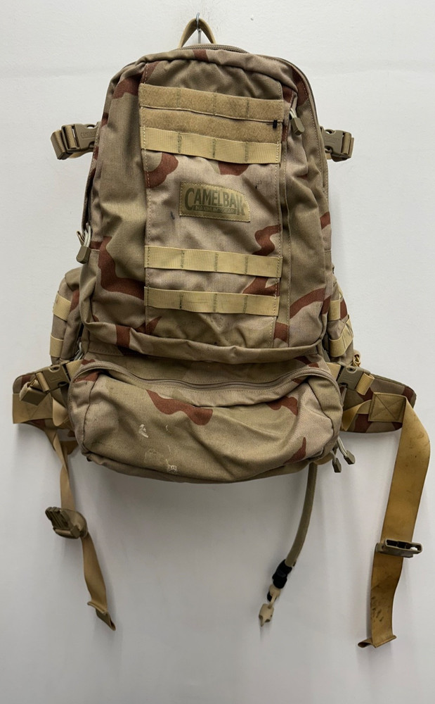 Camelback Maximum Gear BFM Hydration Backpack Desert Camo XL Tactical Military