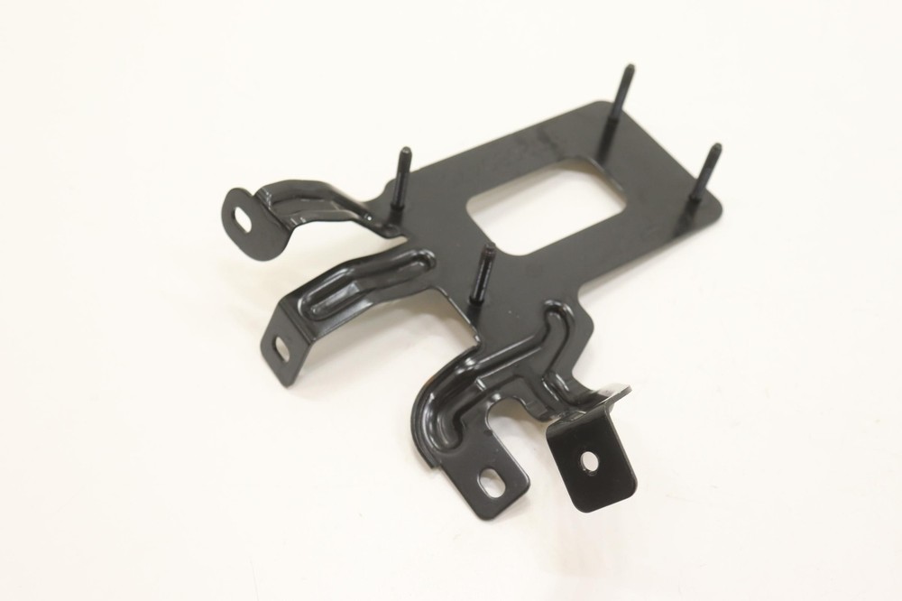 2021-2024 KIA K5 REAR LEFT BLIND SPOT RADAR SENSOR MODULE BRACKET OEM 9102090475