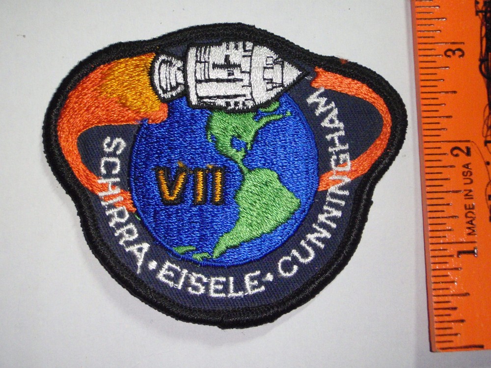 SPACE SHUTTLE SCHIRRA EISELE CUNNINGHAM     SPACE EXPLORATION BX D 10