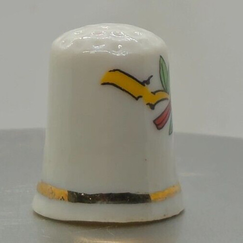 Porcelain Thimble - Red Cardinal