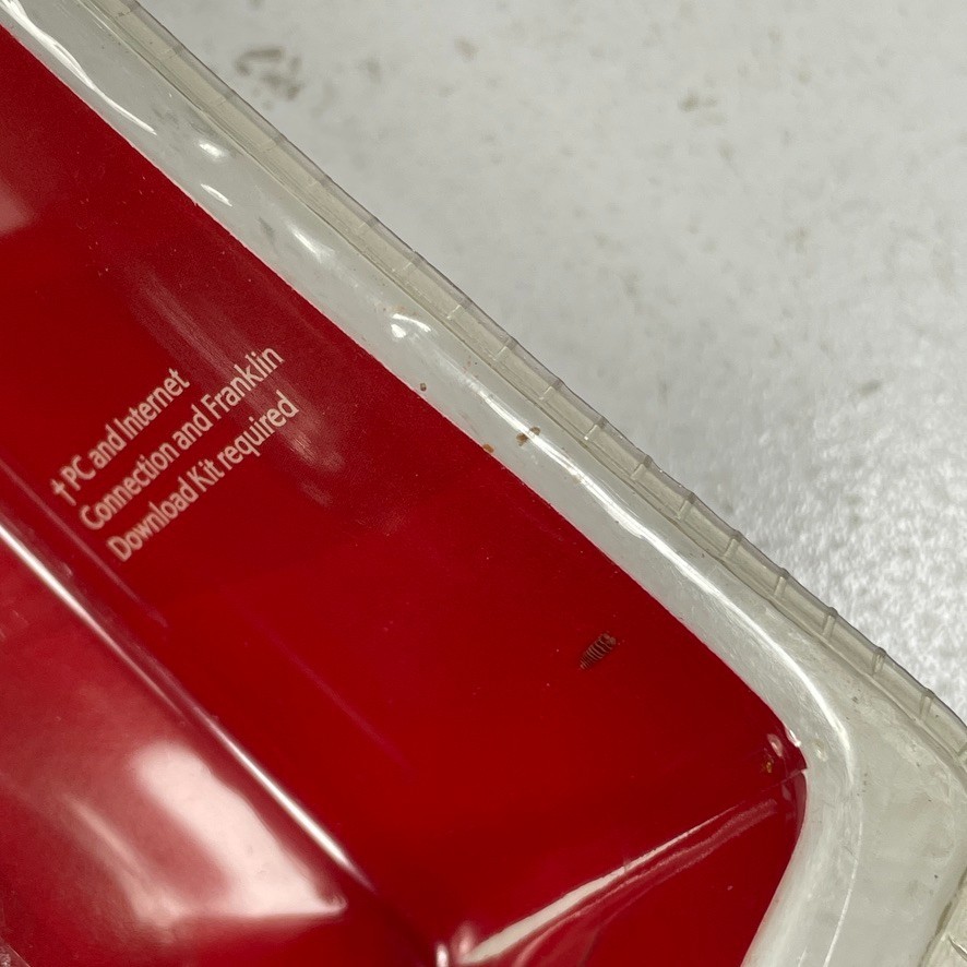 Franklin Dictionary & Thesaurus with Comprehensive Reference Set MWD-1490