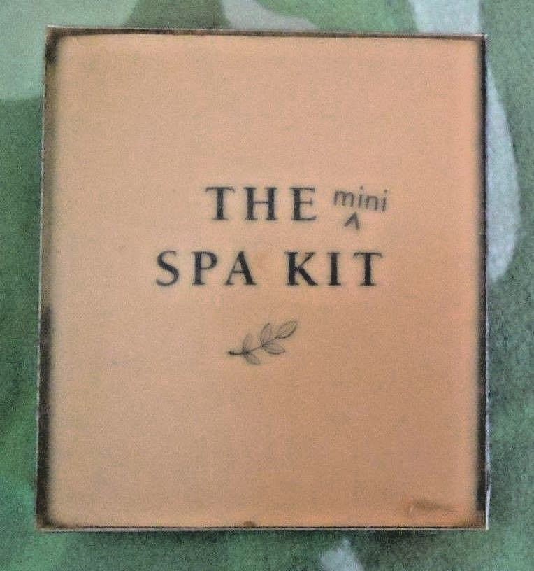 The Mini Spa Kit Running Press