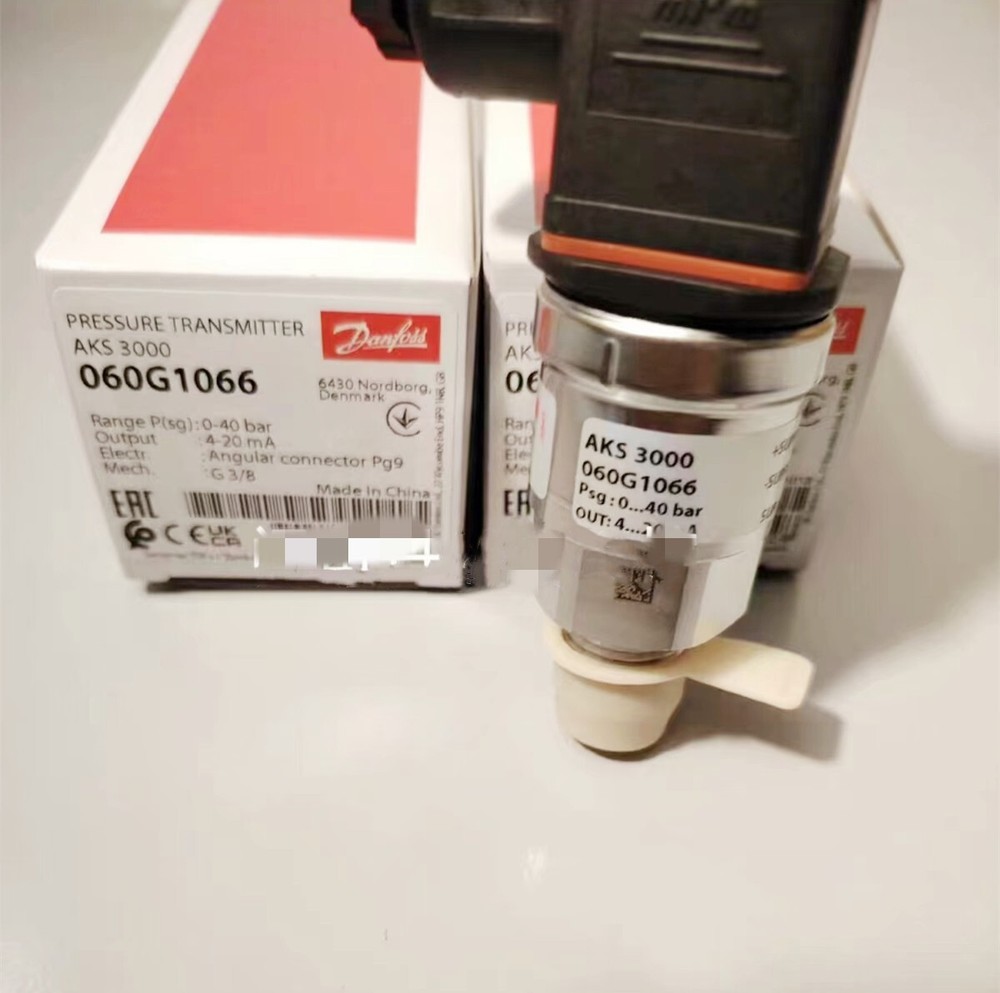 1PC Danfoss AKS3000 060G1066 pressure transmitter