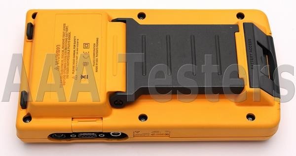 Fluke 744 Documenting Process Calibrator HART 275