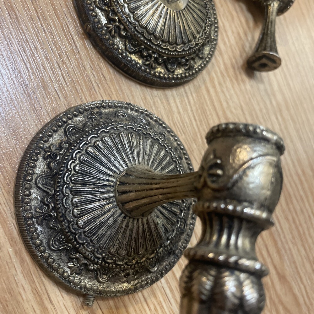 Hook & Candle Holders Amtec & Melard