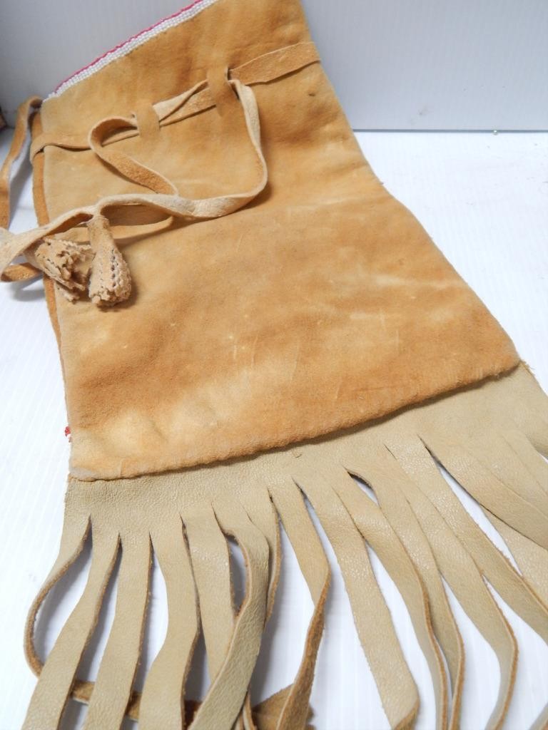 MID CENTURY PLAINS CREE INDIAN PONY BEADED TOBACCO BAG / POUCH - CLEAN !