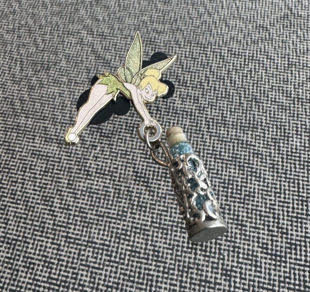 Disney Pin 2008 Tinkerbell with Pixie Dust Chain Bottle