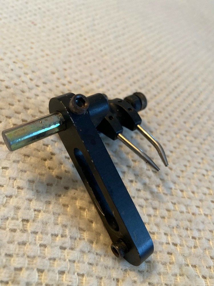 Cobra Dual Prong Flipper Rest