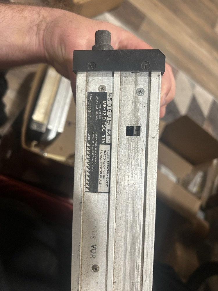 Narco MK 12D Nav/Com No Rack - Working When Removed 1 Screw Missing On Faceplate