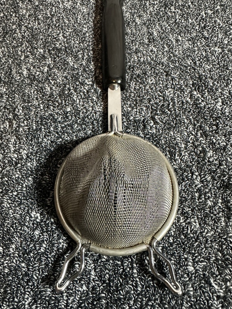 EKCO Mesh Strainer White Blue Tulip Handle Vintage