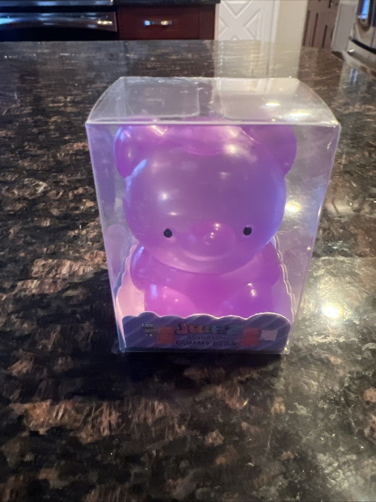Toy Master Jelleez Squishable Gummy Bear