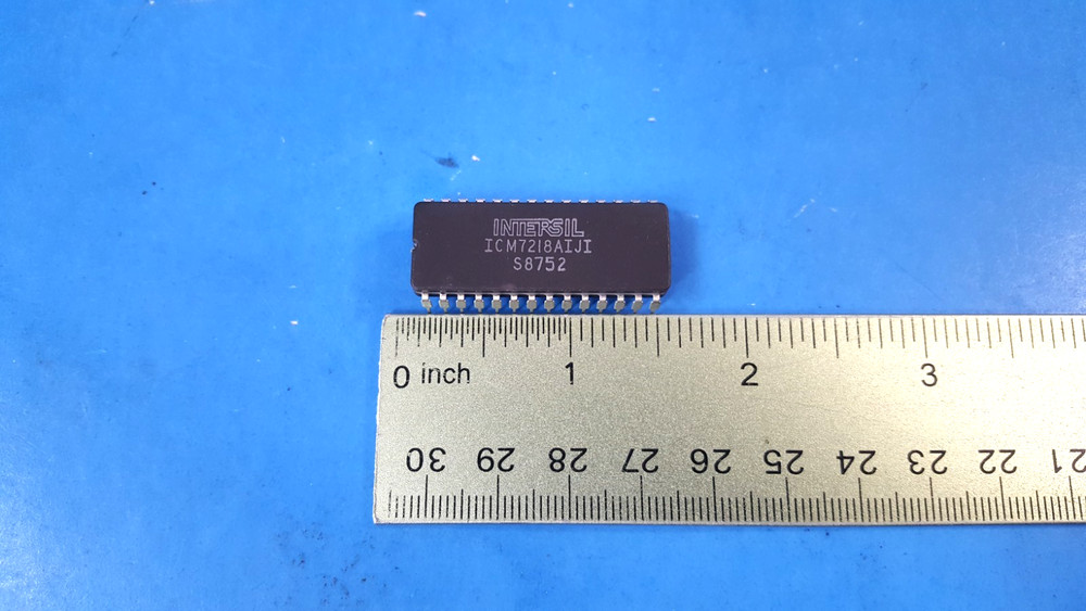 ONE- IC DRIVER, ICM7218AIJI, INTERSIL, 28PDIP