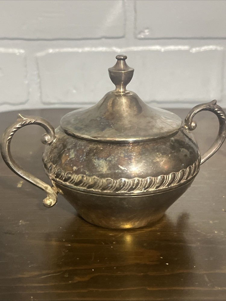 silver-plated sugar and creamer set