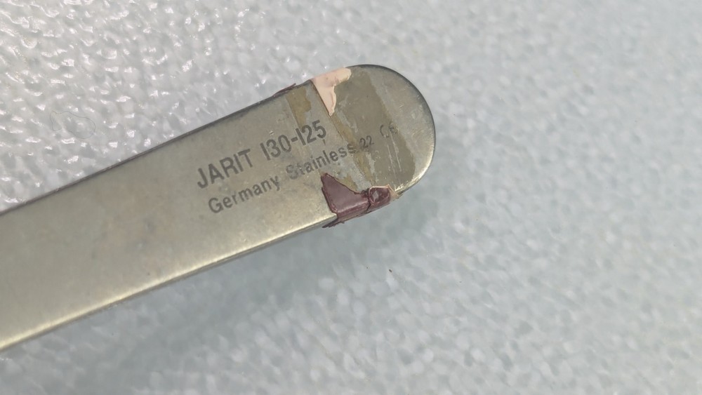 Jarit 130-125 Thumb Forceps