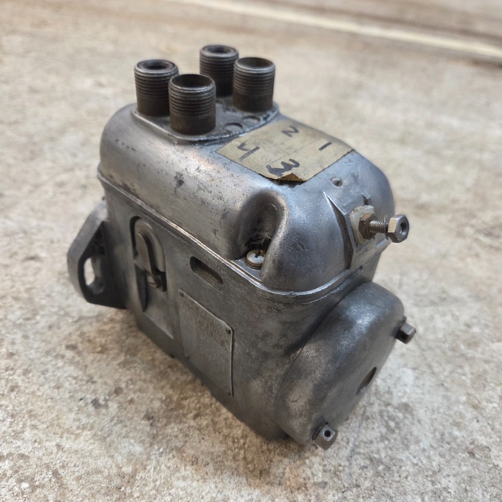 Bendix SF4LN8 Magnetos SET OF 2 CORE