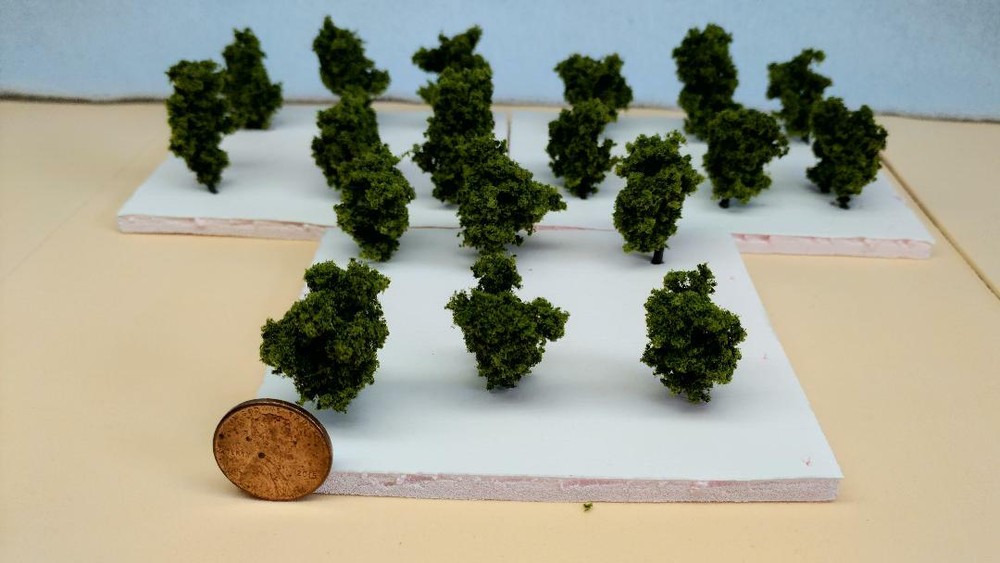 Z SCALE - HAND CRAFTED TREEZ - Olive Green - Correct Sized for Z Scale - 18 Pack