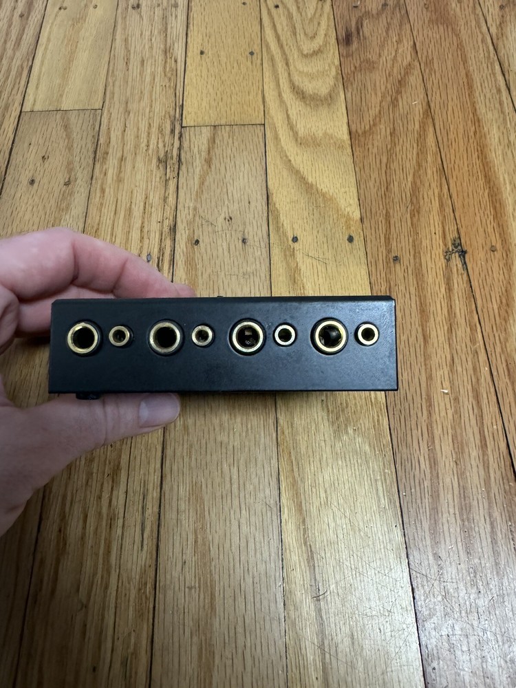 Black ROLLS 4 Channel Studio Reference Headphone Amp HA43 Pro Tested WORKS