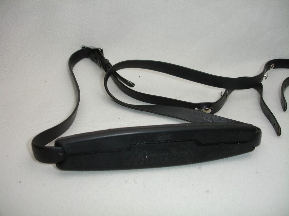 MAMIYA camera NECK STRAP   ( VINYL )