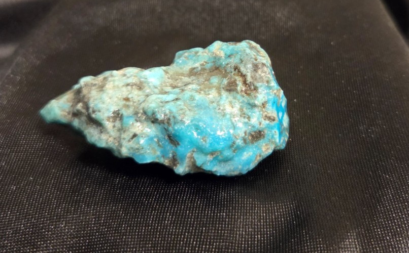 HIGH QUALITY TURQUOISE KINGMAN ROUGH 31 GMS