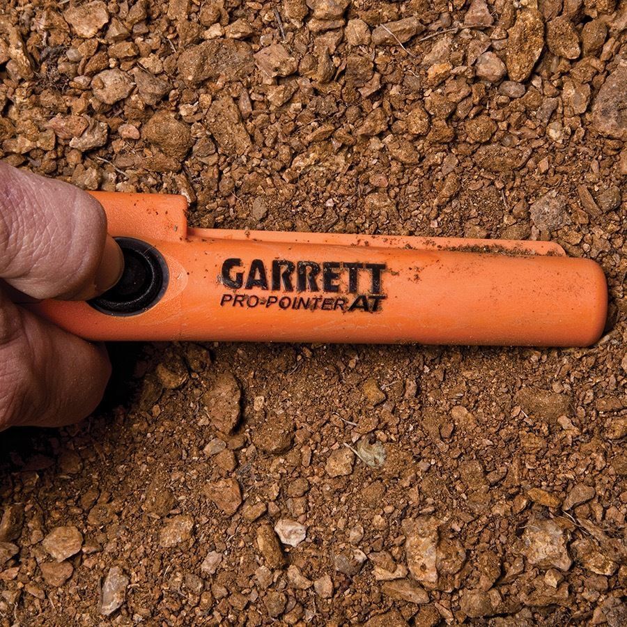 Garrett Pro Pointer AT Pinpointer Waterproof w/ Edge Digger, Sand Scoop & Pouch