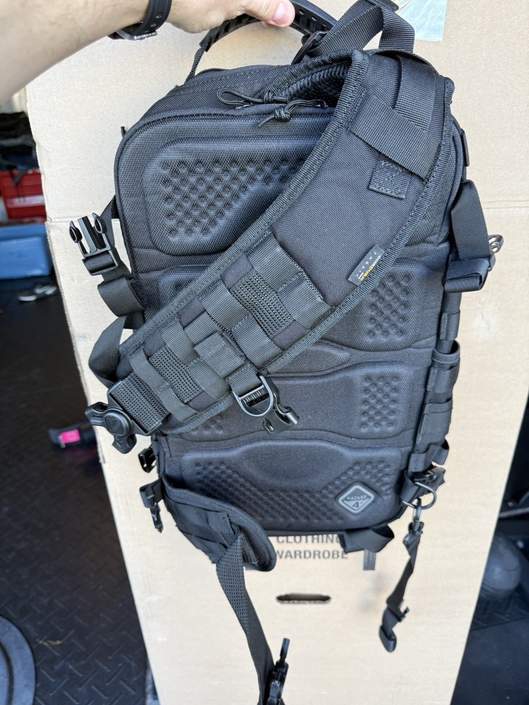 HAZARD 4 Sidewinder(TM) Full Sized Laptop Sling Pack Blue