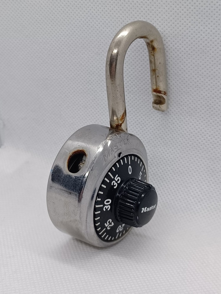 VINTAGE MASTER COMBINATION LOCK PADLOCK 1514M
