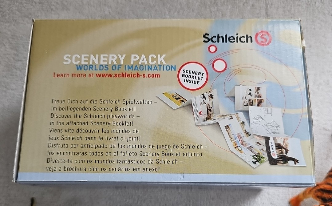 Schleich Scenery Pack Farm Animals + Chickens + Tiger + Leppard