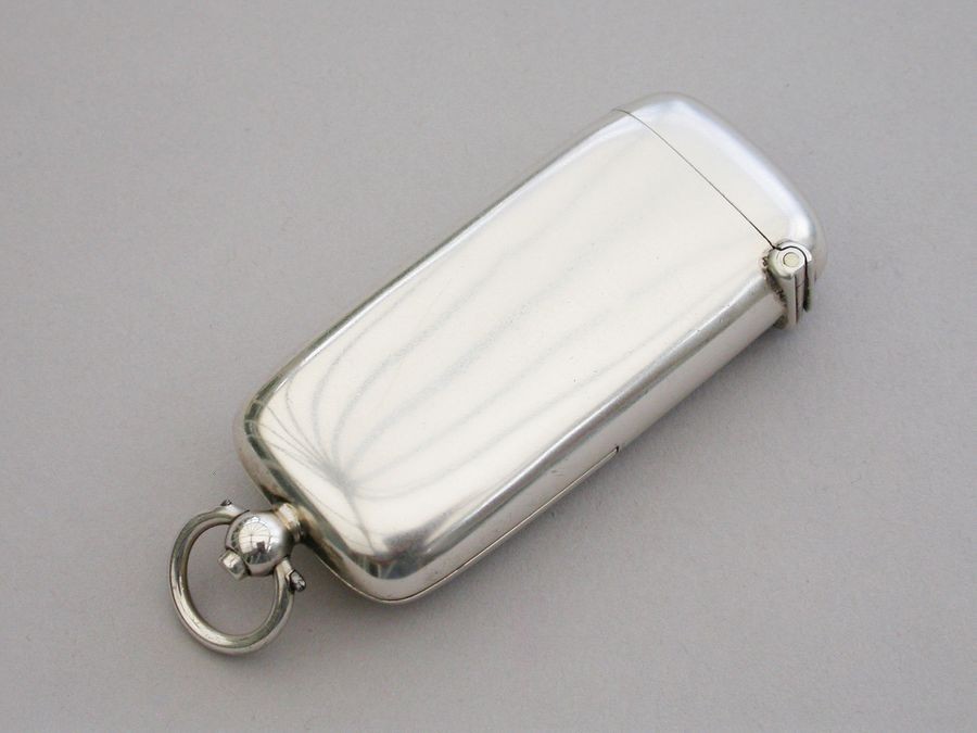 Edwardian Silver Combination Vesta & Sovereign Case. By Joseph Gloster 1901