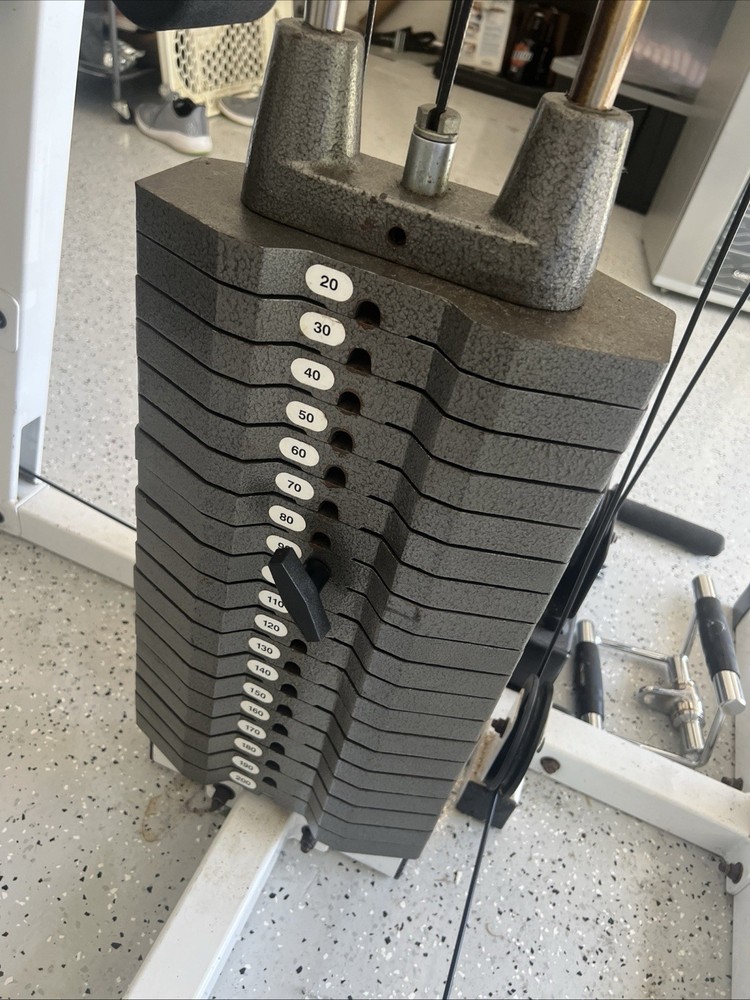 Muscle Beach Universal Gym