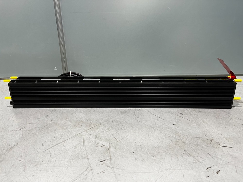 Synrad 48-2KWJ-9.3 CO2 Laser