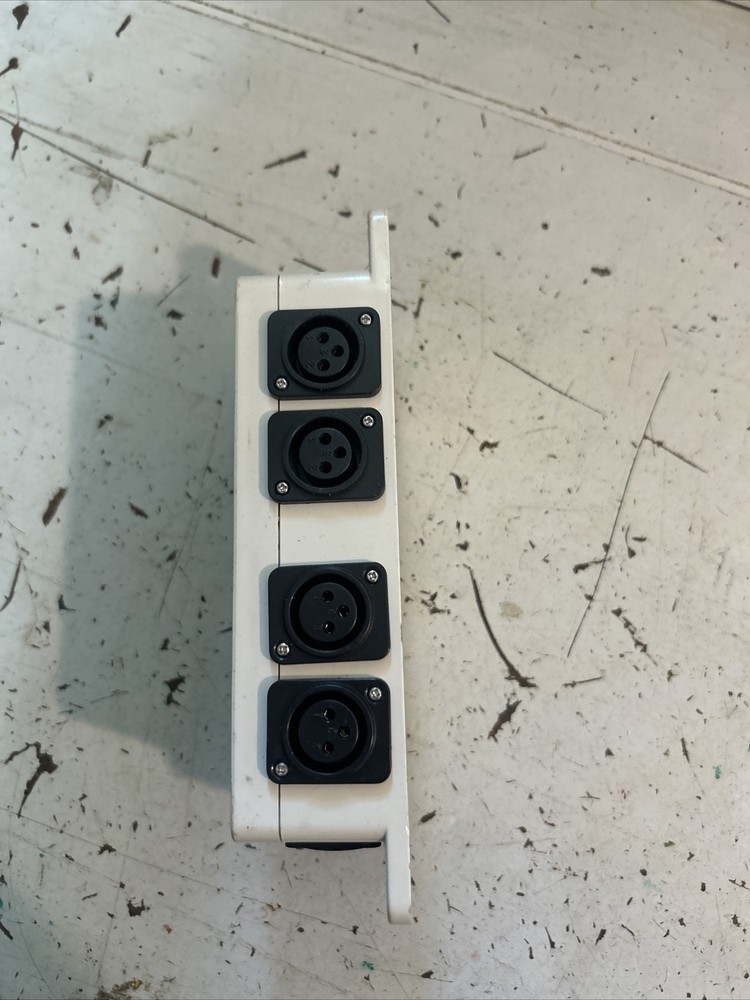 DMX Signal Amplifier 1000V for DMX512 Stage Light Controller Decoder Laser Light