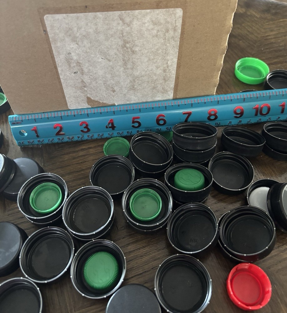 2lb 6oz Box Plastic Lids For Arts & Crafts - Mostly Black