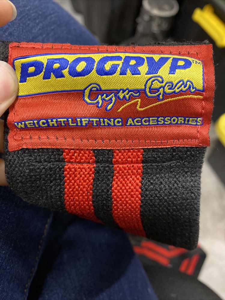 Progryp Gym Gear Weightlifting Knee Wrap