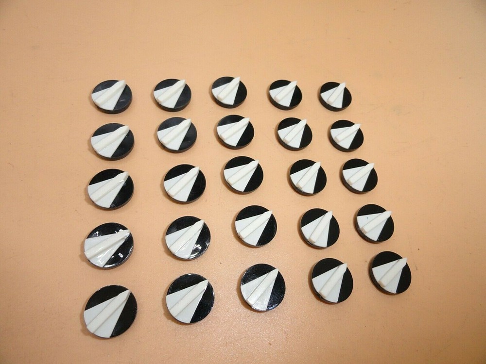 Black / White Pointer Knobs (Lot of 25)