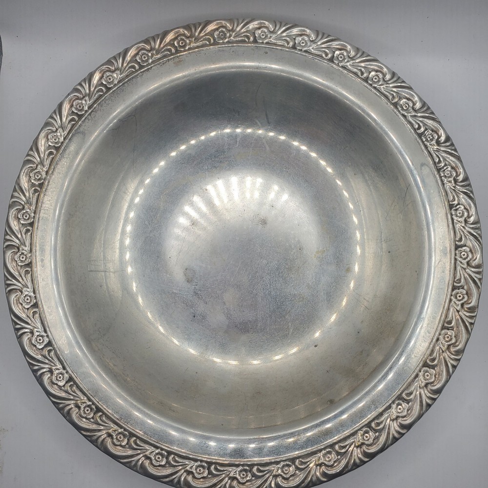WM Rogers Silverplate Nut & Candy Dish Floral Pattern #748 VINTAGE!