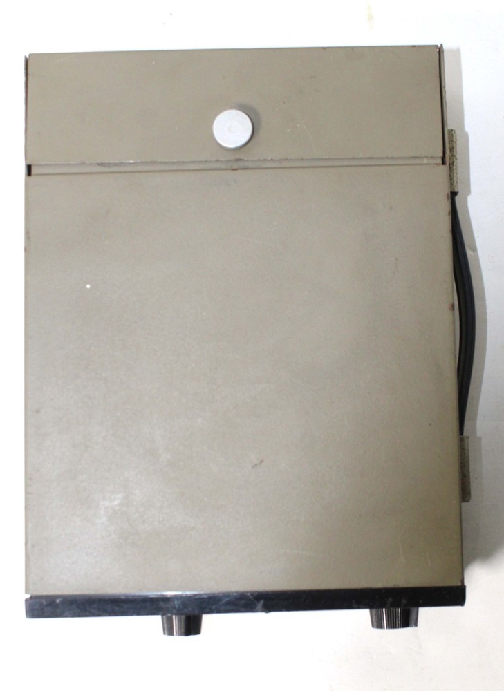 B&K MODEL 1243 DIGITAL I.C. COLOR GENERATOR
