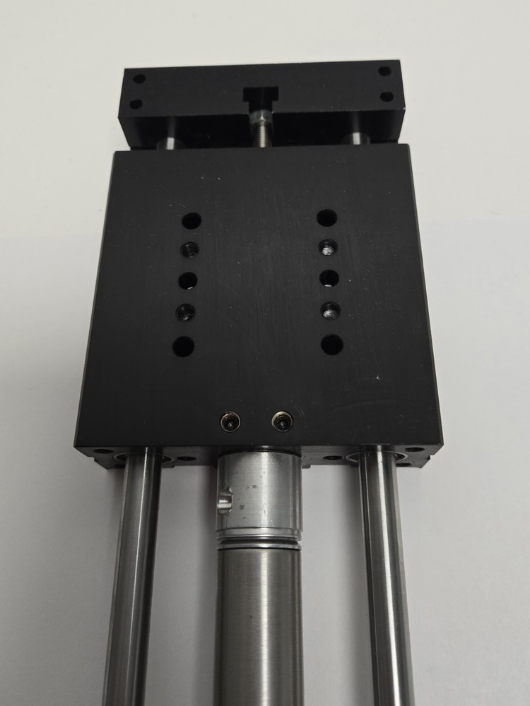 ROBOHAND DLT-10-A-B-7 BLOCK THRUSTER LINEAR SLIDE.