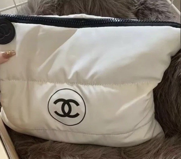 Beauty Pouch White Chanel VIP Cosmetic Makeup Case Organizer New