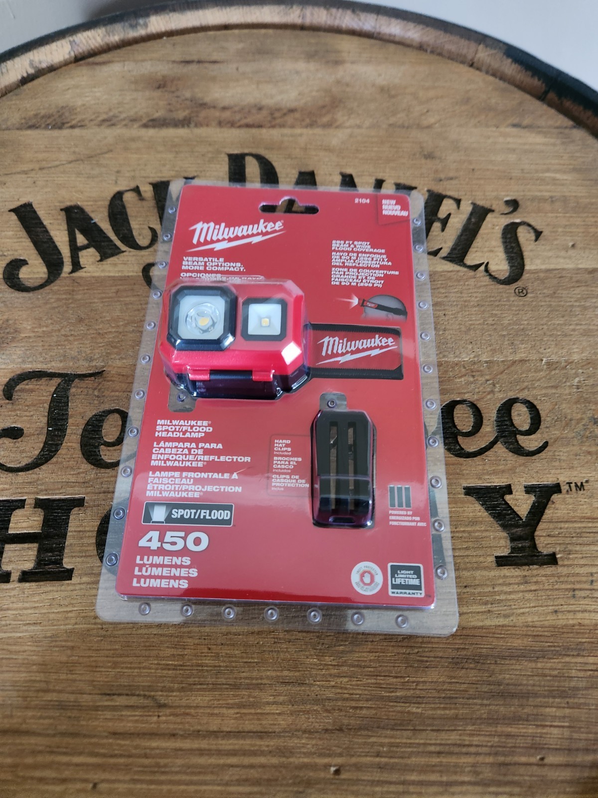 Milwaukee 2104 450 Lumen Spot/Flood Headlamp