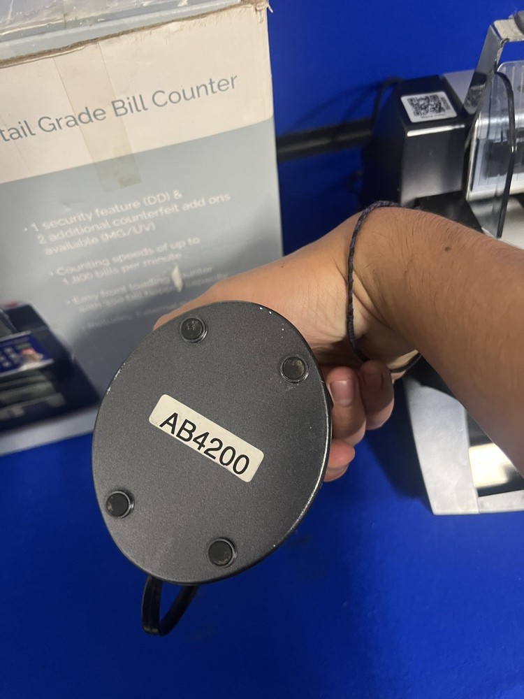 AccuBanker AB4200 Basic Bank Grade Bill Counter READ